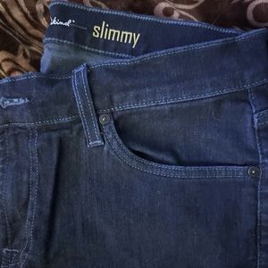 7 Jeans, brand new no tags. Never worn.  Slimmy size 34